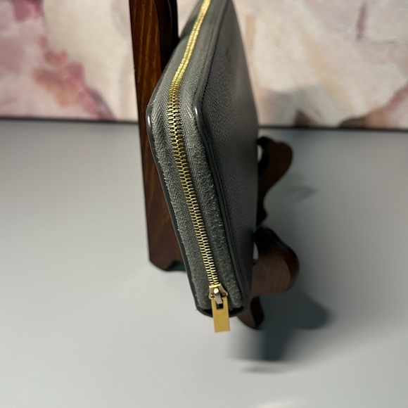 22 Celine Paris gray grained calfskin leather zip long continental wallet - Picture 3 of 8